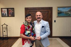 4a4993bf-addf-45e6-92b3-2c2834bf0d73