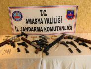 Amasya’da Jandarmadan ‘Düğün Dernek’ Operasyonu: 14 Silaha El Konuldu, 9 Gözaltı