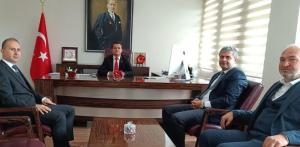 banka-sube-mudurleri-ve-esnaf-odasi-baskanindan-ziyaret1-1702993248