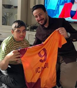 engelsiz-yureklere-icardi-formasi3